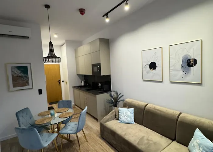 Nadmorskie 68 アパート